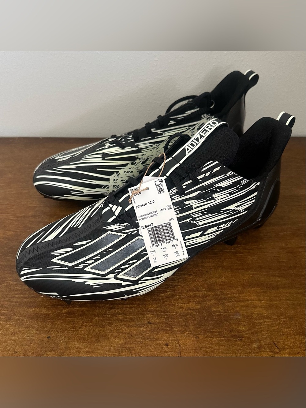 Adidas Adizero 12.0 Football Glow In The Dark Mens Size 14 Black White IE5447